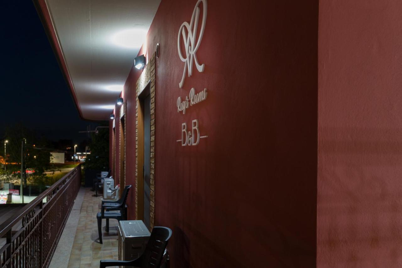 Rosy'S Rooms Patrica Exterior foto